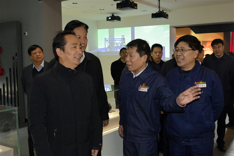 2018年12月25日 陕西省西安市委副书记、市政府市长、党组书记 李明远来公司参观调研